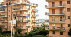 BILOCALE CON TERRAZZINO VISTA MARE –  VIA XXV APRILE – 50 M DAL MARE – BORGHETTO SANTO SPIRITO