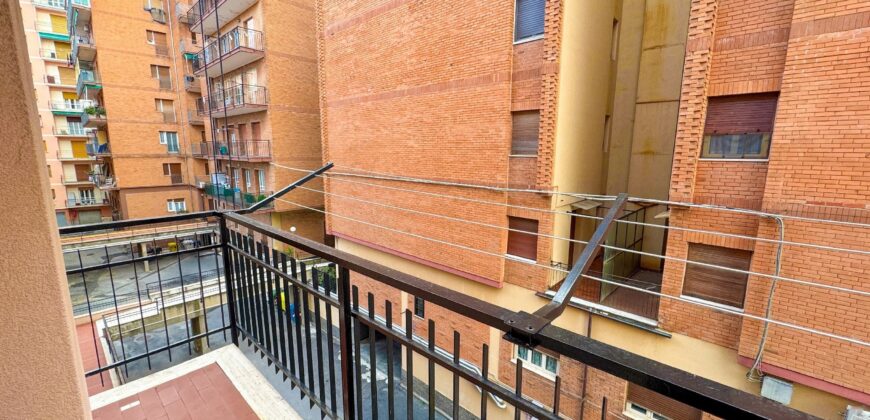 BILOCALE RISTRUTTURATO CON DOPPIO BALCONE – CORSO EUROPA – 50 m DAL MARE – BORGHETTO S.SPIRITO